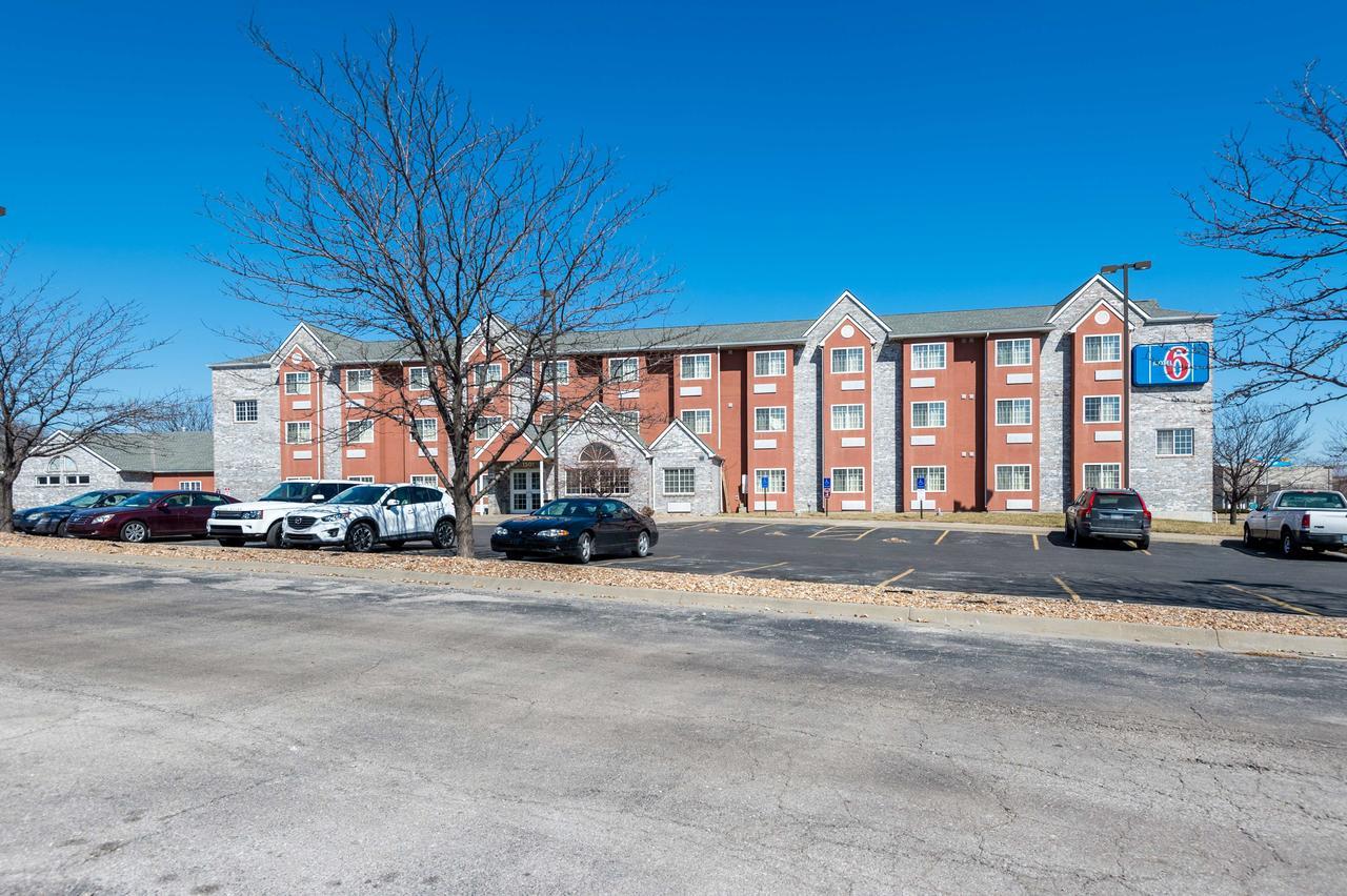 Motel 6-Olathe, Ks Bagian luar foto