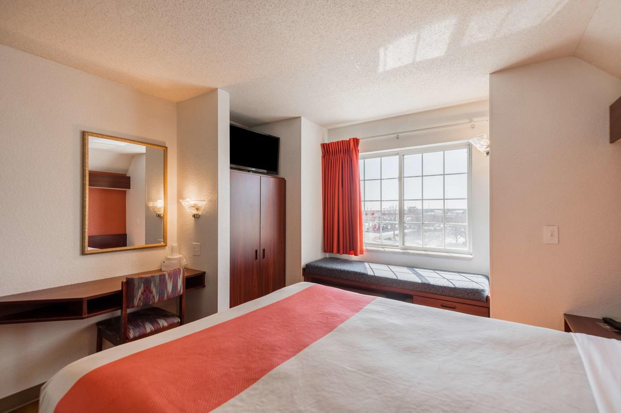 Motel 6-Olathe, Ks Bagian luar foto