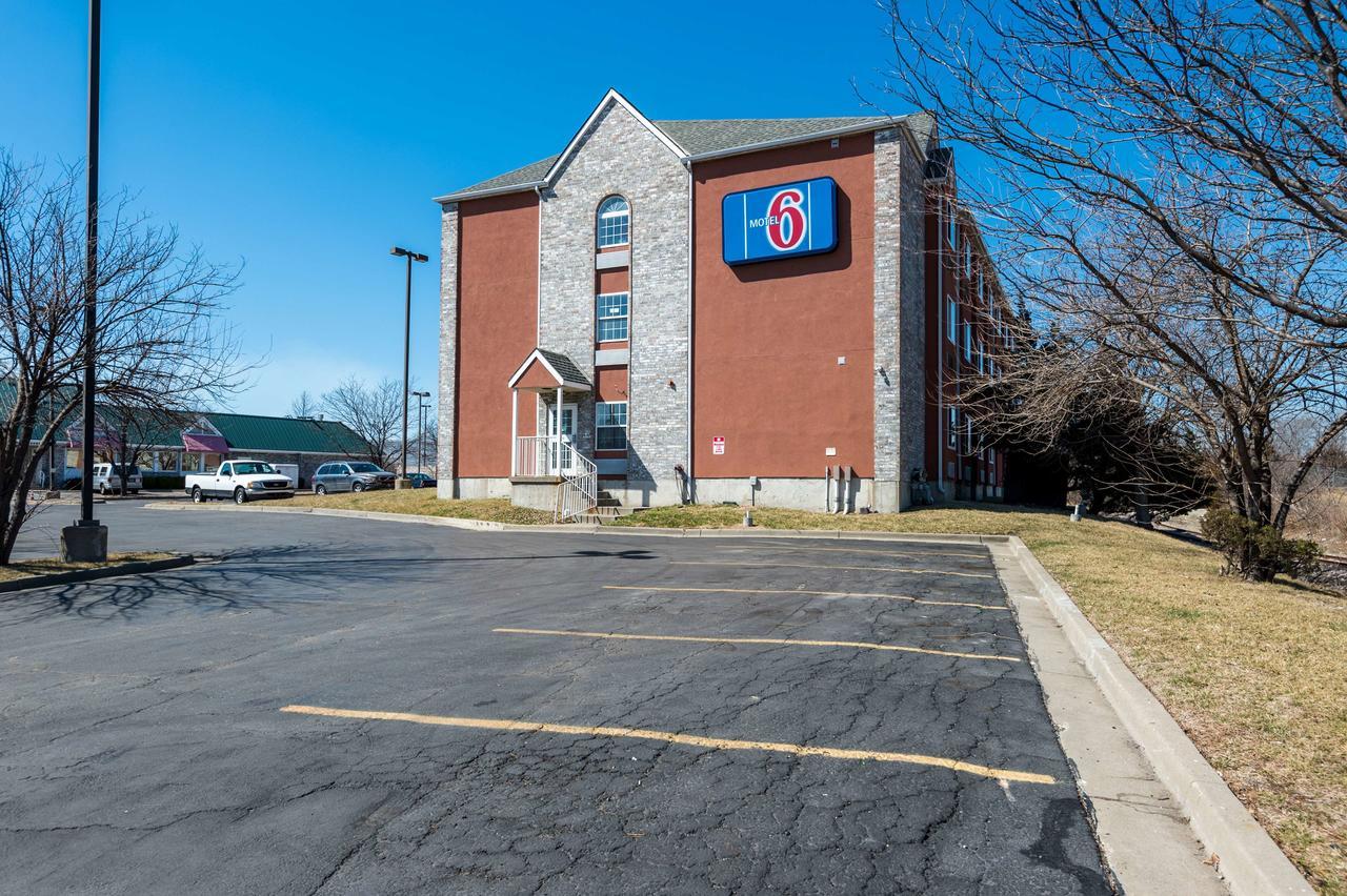 Motel 6-Olathe, Ks Bagian luar foto