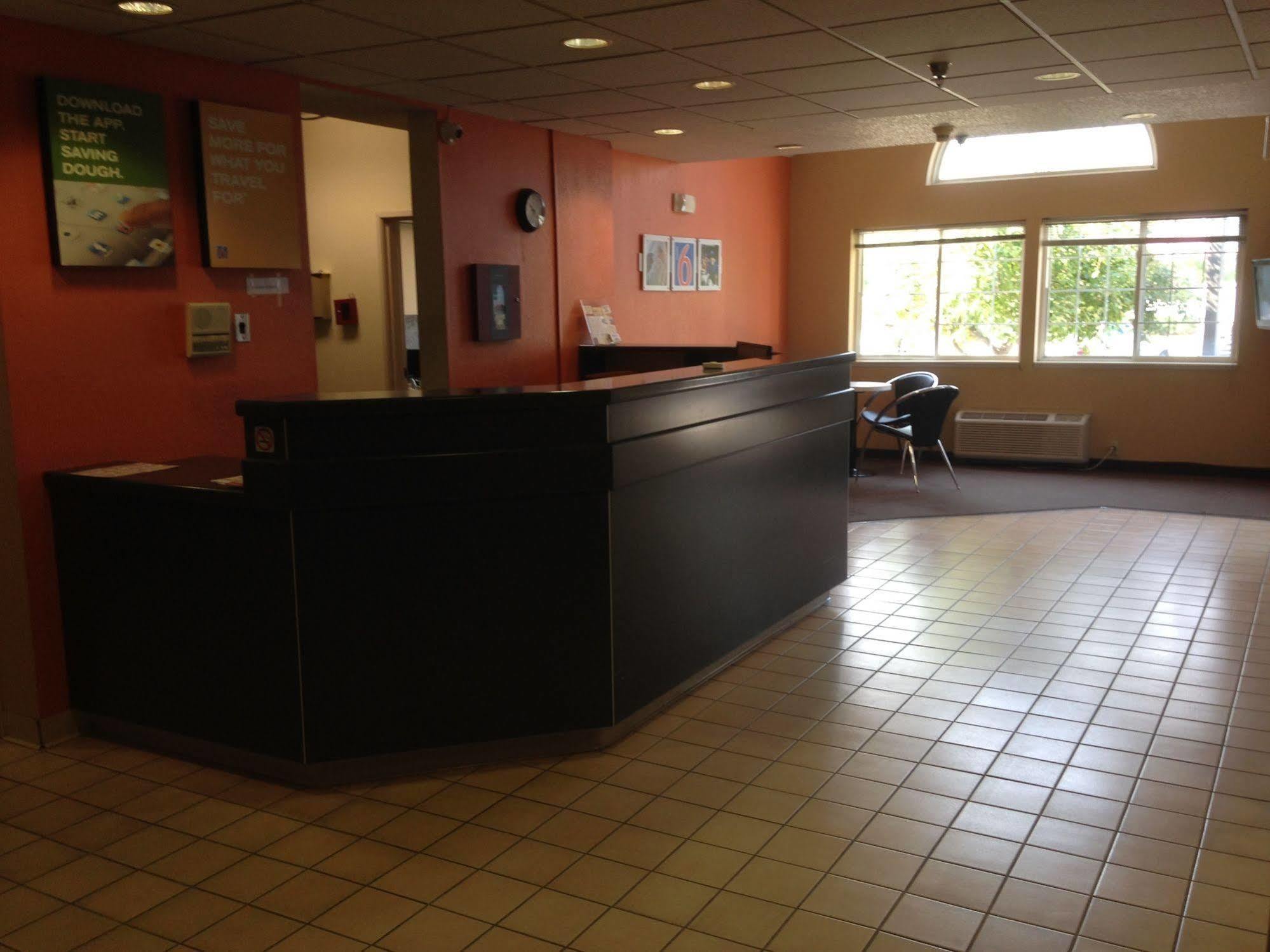 Motel 6-Olathe, Ks Bagian luar foto