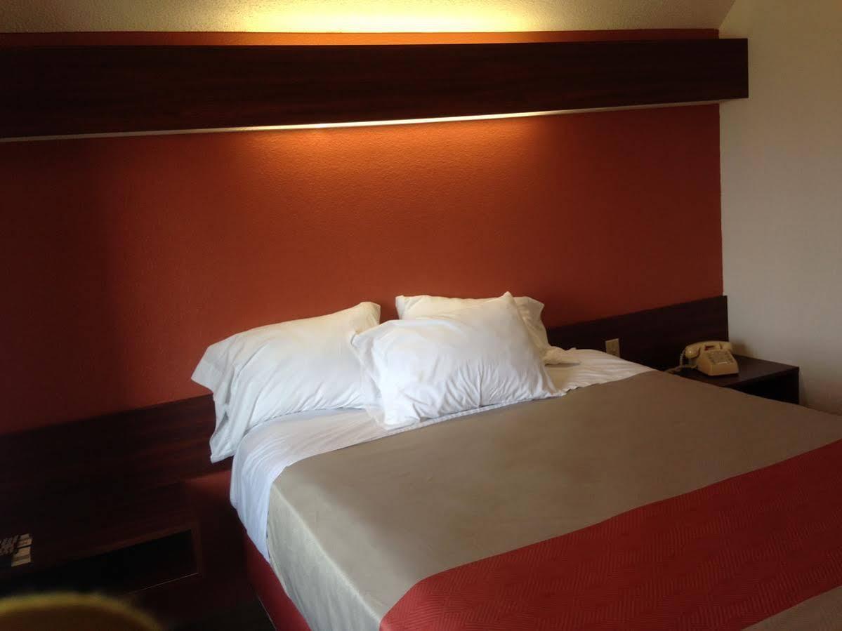 Motel 6-Olathe, Ks Bagian luar foto